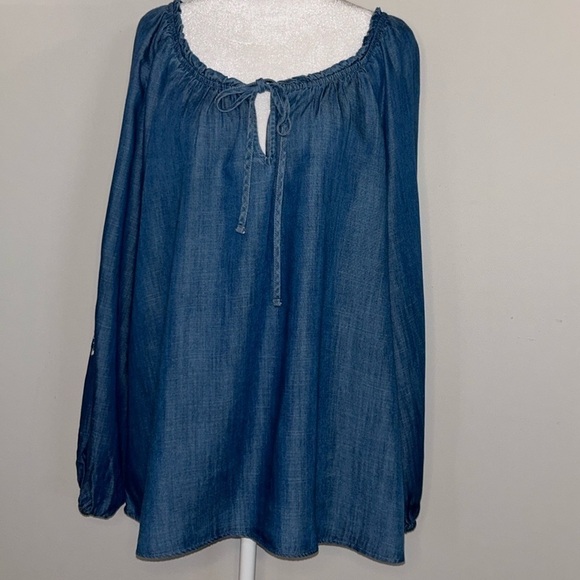 NWT Lauren Conrad Bohemian Embroidered Top Size Large - Picture 1 of 9